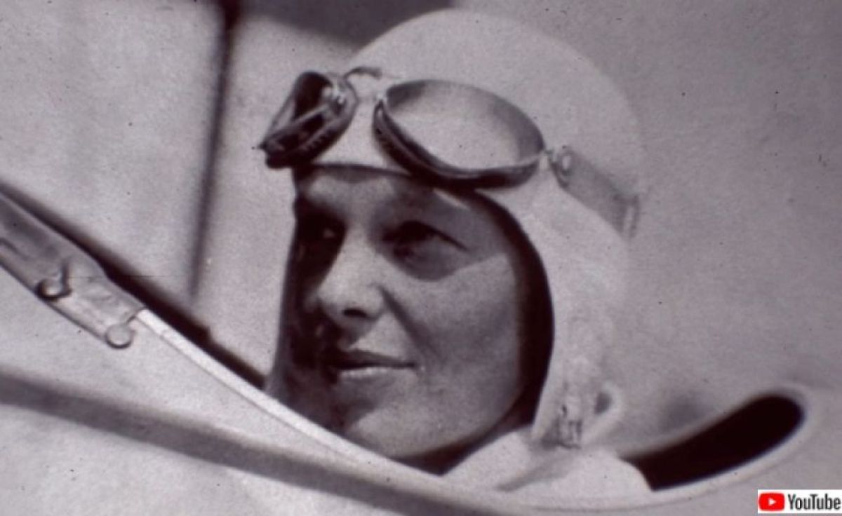 復元した無線機のデータをもとに、アメリア・イアハート失踪事件の謎に迫る